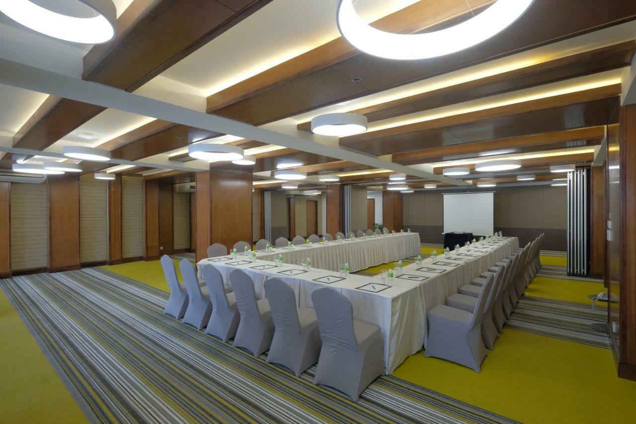Be Resort Mactan Lapu-Lapu City Eksteriør billede